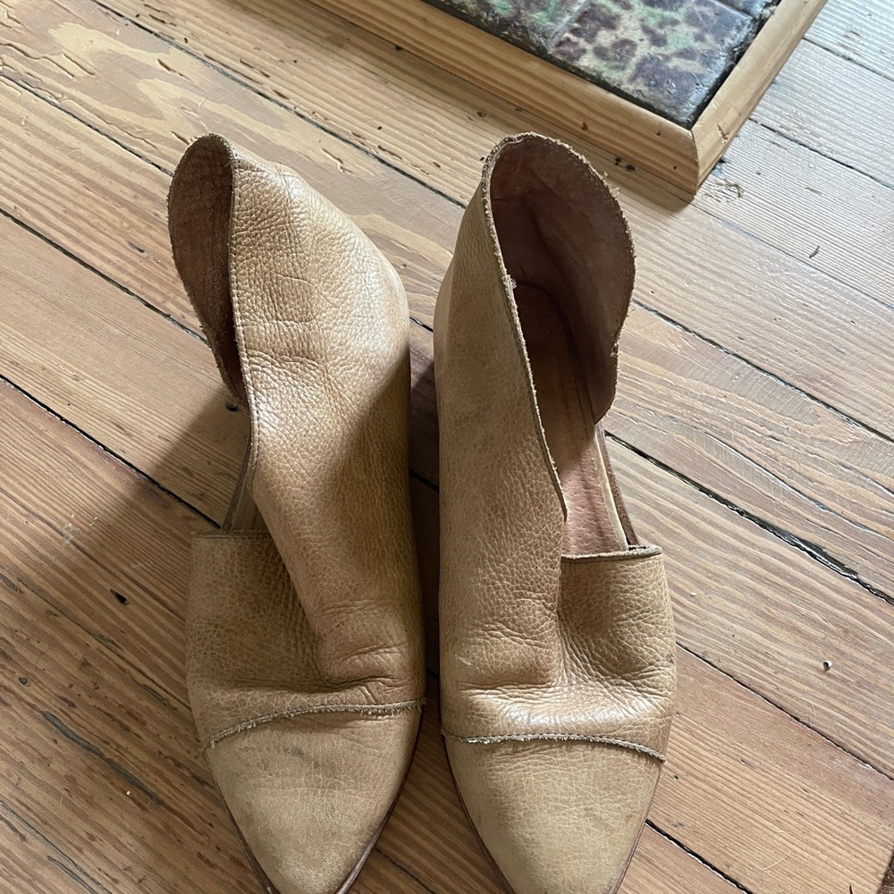 Free People Royale Flat